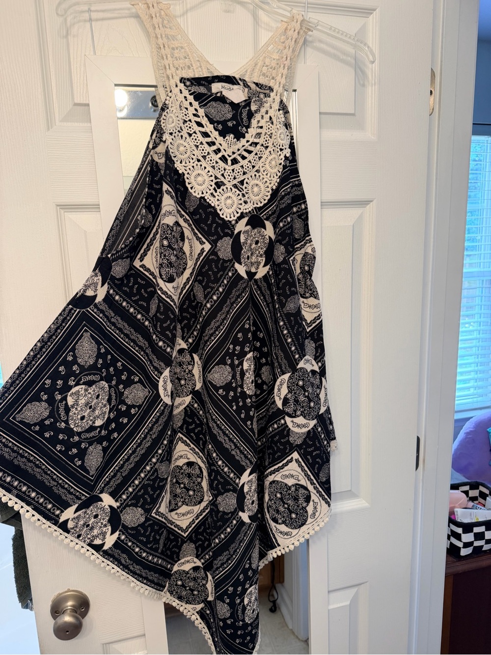 Mudd Black & White Asymmetrical Bandana-Print Crochet Yoke Skirt